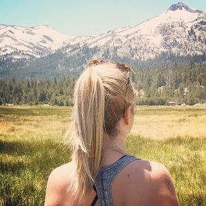 Meet your Posher, Becca